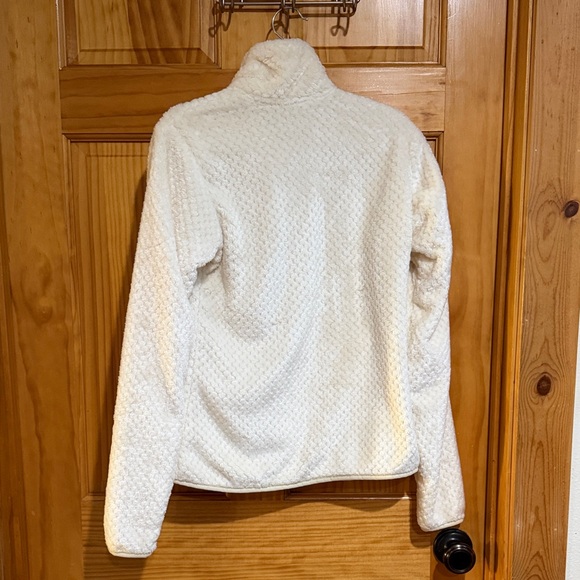 COLUMBIA | Women's Off-White Teddy Jacket - Picture 3 of 3